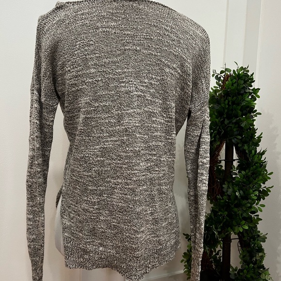 Hollister long sleeve top - Picture 6 of 6